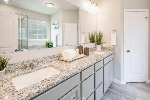 2009 Markley Dr, Bryan, TX 77807 photo 15