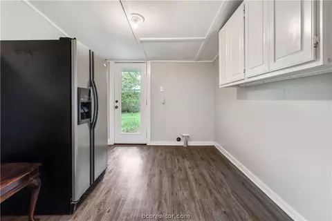 304 Brogdon St, Bryan, TX 77803 photo 13