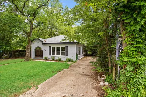 304 Brogdon St, Bryan, TX 77803 photo 3