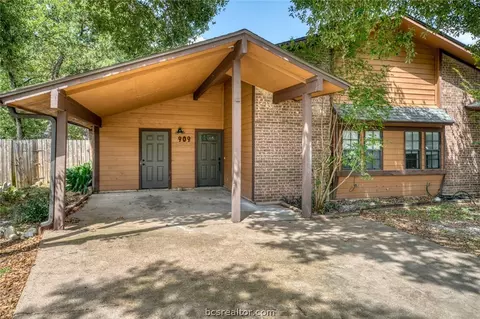 2909 Forest Bend St, Bryan, TX 77801 photo 1
