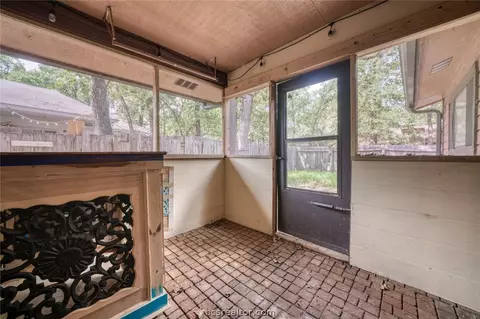 2909 Forest Bend St, Bryan, TX 77801 photo 17