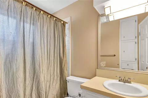 3103 Red Robin Loop, Bryan, TX 77802 photo 13