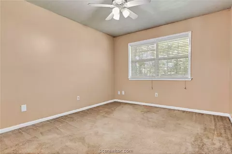 3103 Red Robin Loop, Bryan, TX 77802 photo 11