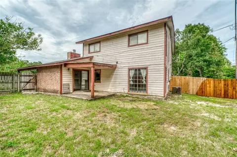 2912 Forest Bend Dr, Bryan, TX 77801 photo 17