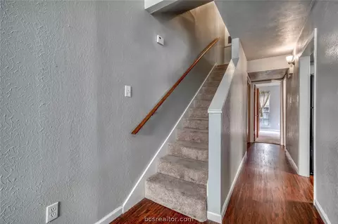 2912 Forest Bend Dr, Bryan, TX 77801 photo 12