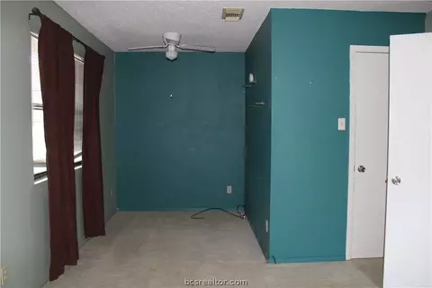 906 Travis St, Bryan, TX 77803 photo 7