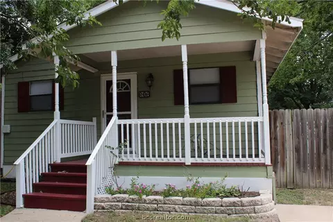 906 Travis St, Bryan, TX 77803 photo 2