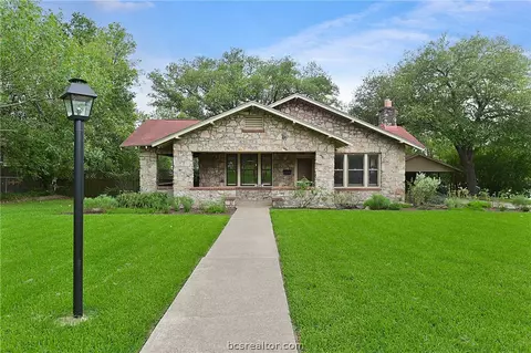 603 E 31st St, Bryan, TX 77803 photo 1