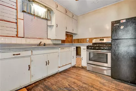 504 Eden Ln, Bryan, TX 77803 photo 12