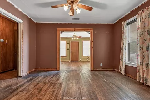 504 Eden Ln, Bryan, TX 77803 photo 9
