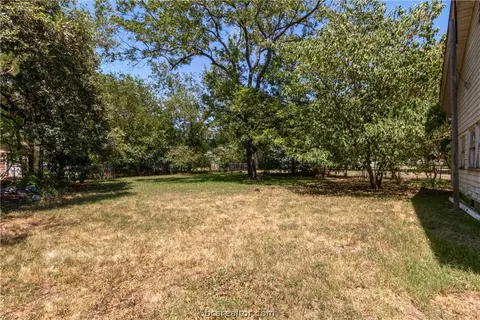 504 Eden Ln, Bryan, TX 77803 photo 20