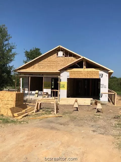 513 Kubin St, Bryan, TX 77803 photo 2