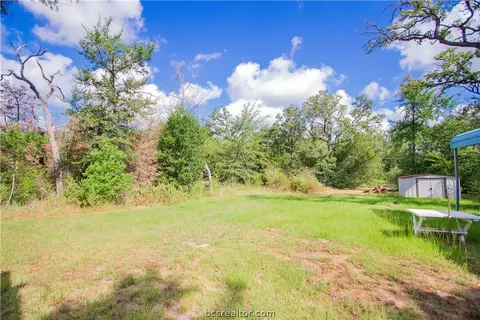 214 Hill Loop, Somerville, TX 77879 photo 11