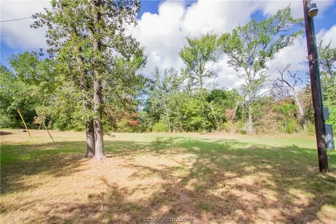 214 Hill Loop, Somerville, TX 77879 photo 10