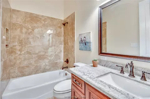 4106 S Texas, Bryan, TX 77802 photo 8