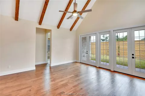 4106 S Texas, Bryan, TX 77802 photo 6