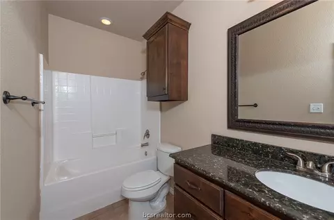 4168 Golden Eagle Dr, Bryan, TX 77808 photo 14