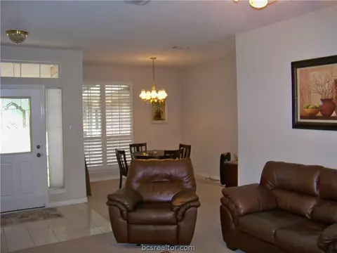 4509 Brompton Ln, Bryan, TX 77802 photo 4