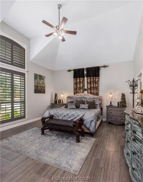 2218 E Briargate Dr, Bryan, TX 77802 photo 17