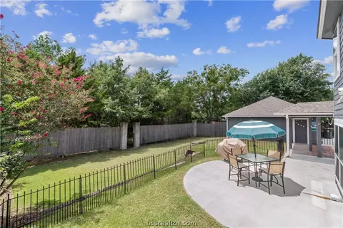2218 E Briargate Dr, Bryan, TX 77802 photo 28