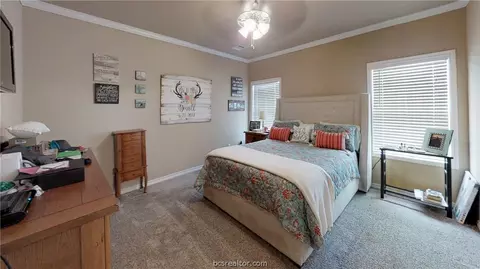 4020 Golden Eagle Dr, Bryan, TX 77808 photo 5