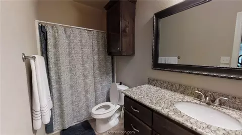 4020 Golden Eagle Dr, Bryan, TX 77808 photo 13