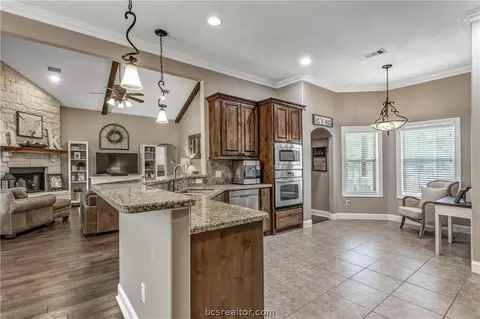 2805 Althea Ct, Bryan, TX 77808 photo 15