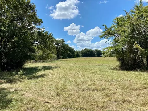 8619 S Hickory Loop, Calvert, TX 77837 photo 7