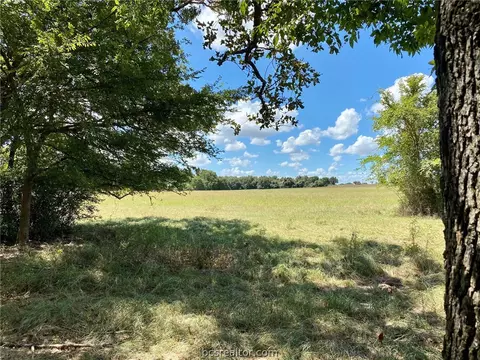 8619 S Hickory Loop, Calvert, TX 77837 photo 6