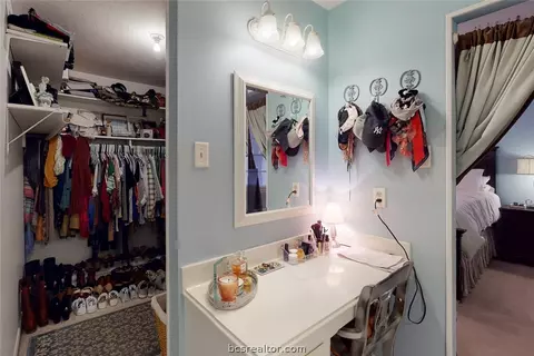 904 Cedar Cir, Bryan, TX 77803 photo 17