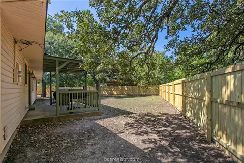 904 Cedar Cir, Bryan, TX 77803 photo 20