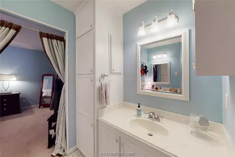 904 Cedar Cir, Bryan, TX 77803 photo 18