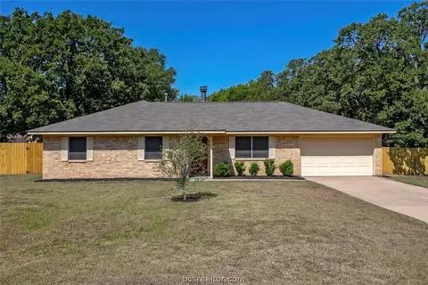 904 Cedar Cir, Bryan, TX 77803 photo 1