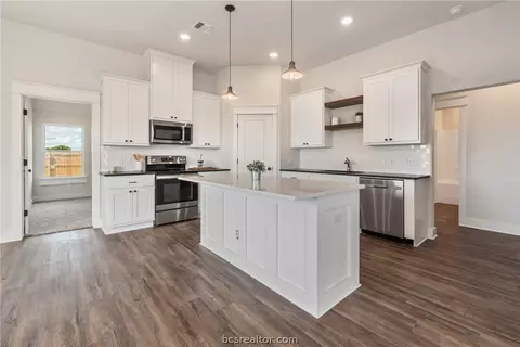 148 Rustic Trce, Snook, TX 77878 photo 8