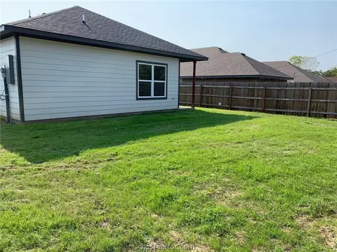 1013 Bittle Ln, Bryan, TX 77803 photo 15