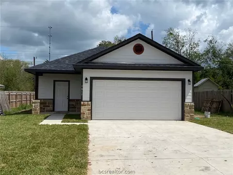 1013 Bittle Ln, Bryan, TX 77803 photo 1