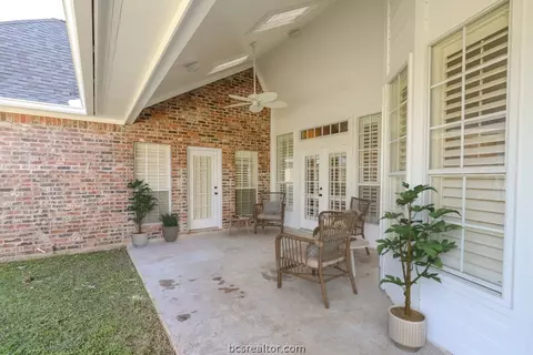 4609 Locksford Dr, Bryan, TX 77802 photo 18