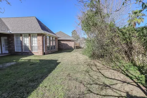 4609 Locksford Dr, Bryan, TX 77802 photo 19