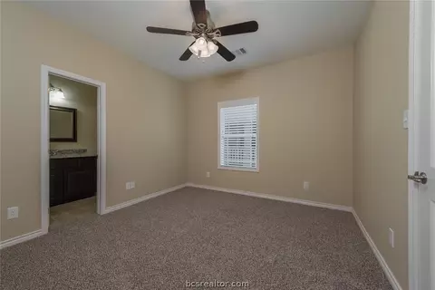 3300 3302 3304 3306 Cavitt Ave, Bryan, TX 77801 photo 15