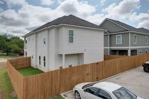 3300 3302 3304 3306 Cavitt Ave, Bryan, TX 77801 photo 30