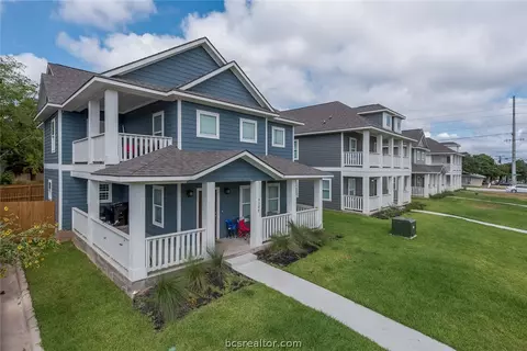 3300 3302 3304 3306 Cavitt Ave, Bryan, TX 77801 photo 1