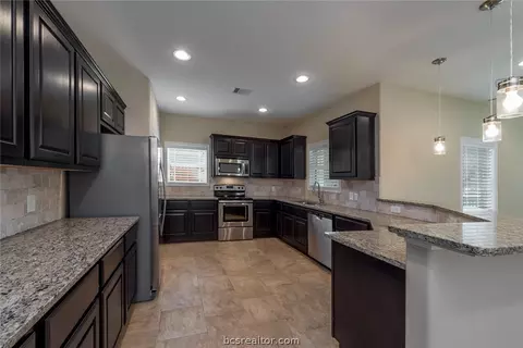 3300 3302 3304 3306 Cavitt Ave, Bryan, TX 77801 photo 12