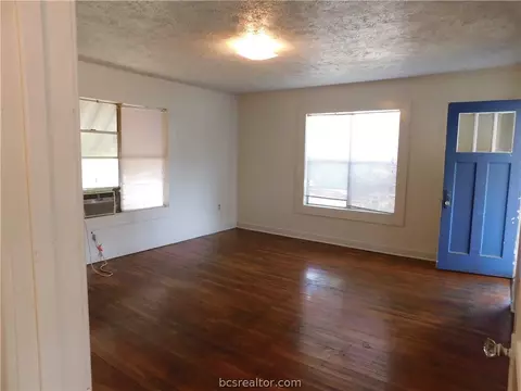 1119 E 23rd St, Bryan, TX 77803 photo 9