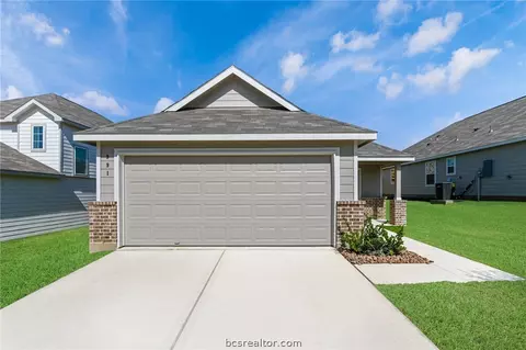 991 Crossing Dr, Bryan, TX 77803 photo 3