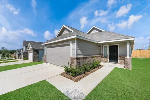 991 Crossing Dr, Bryan, TX 77803 photo 2
