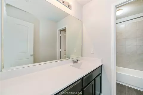 991 Crossing Dr, Bryan, TX 77803 photo 24