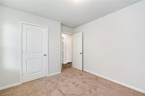 991 Crossing Dr, Bryan, TX 77803 photo 23