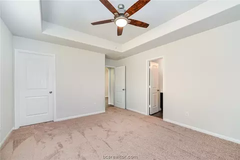 991 Crossing Dr, Bryan, TX 77803 photo 14
