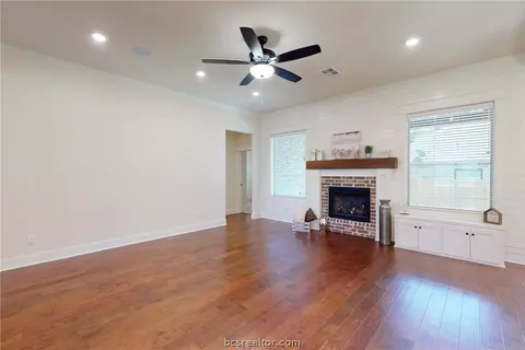 2902 Cinder Ct, Bryan, TX 77808 photo 7