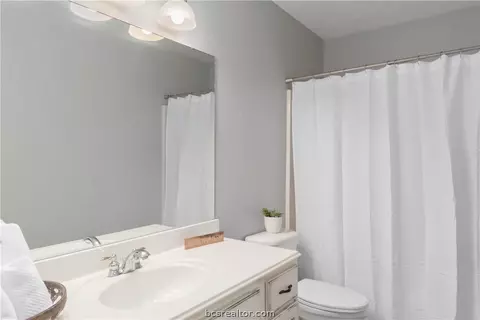 6202 Trellick Ct, Bryan, TX 77802 photo 9